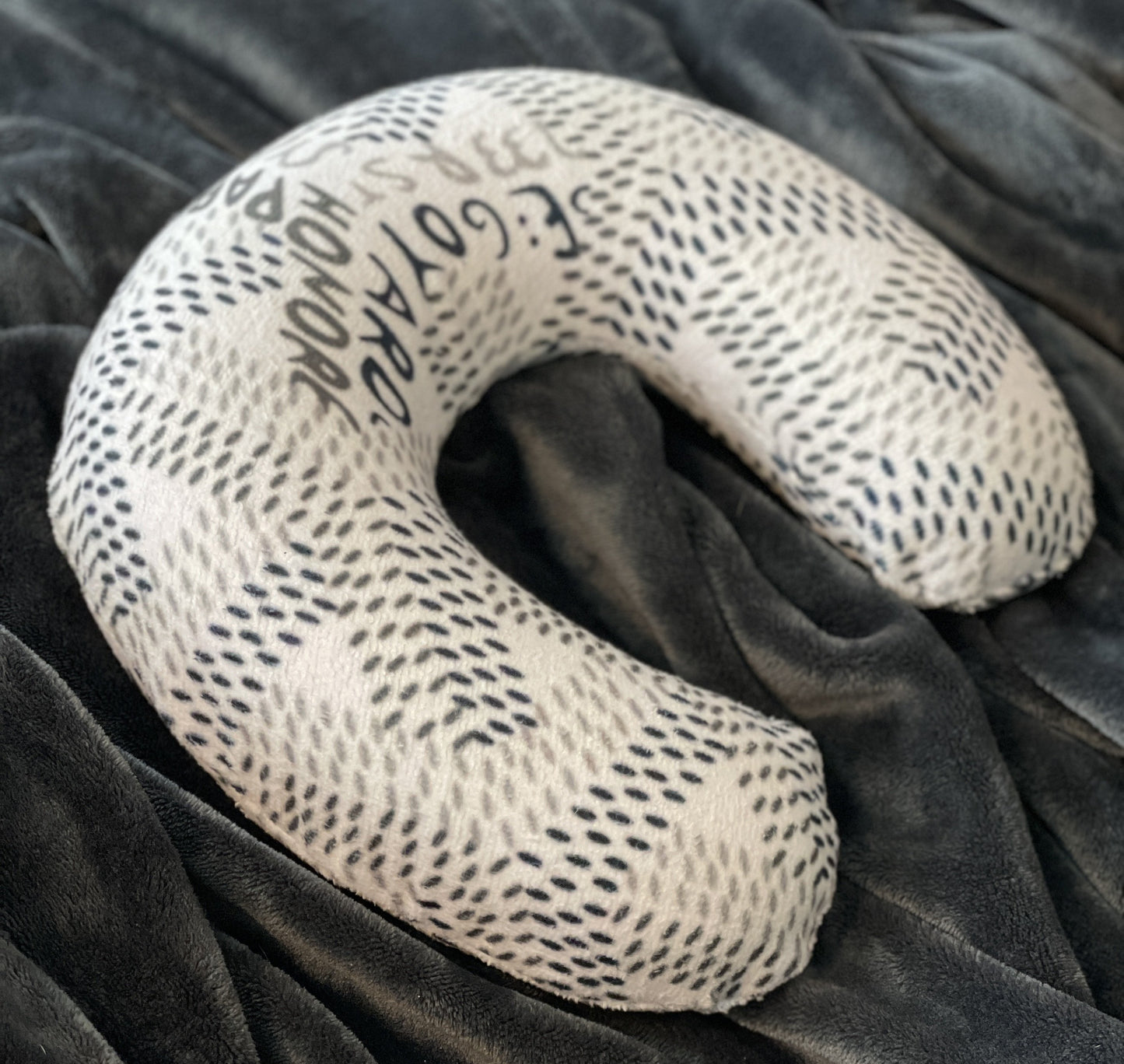 Bebo Travel Pillow